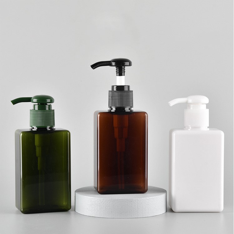 Refillable Plastic Shampoo Bottles